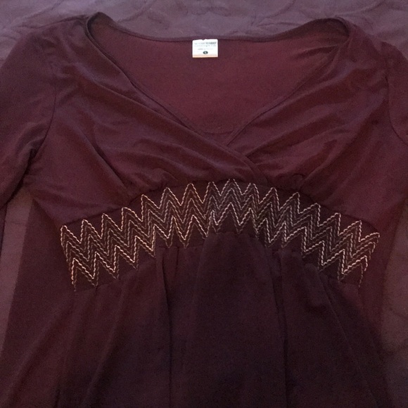 Top - Picture 2 of 3